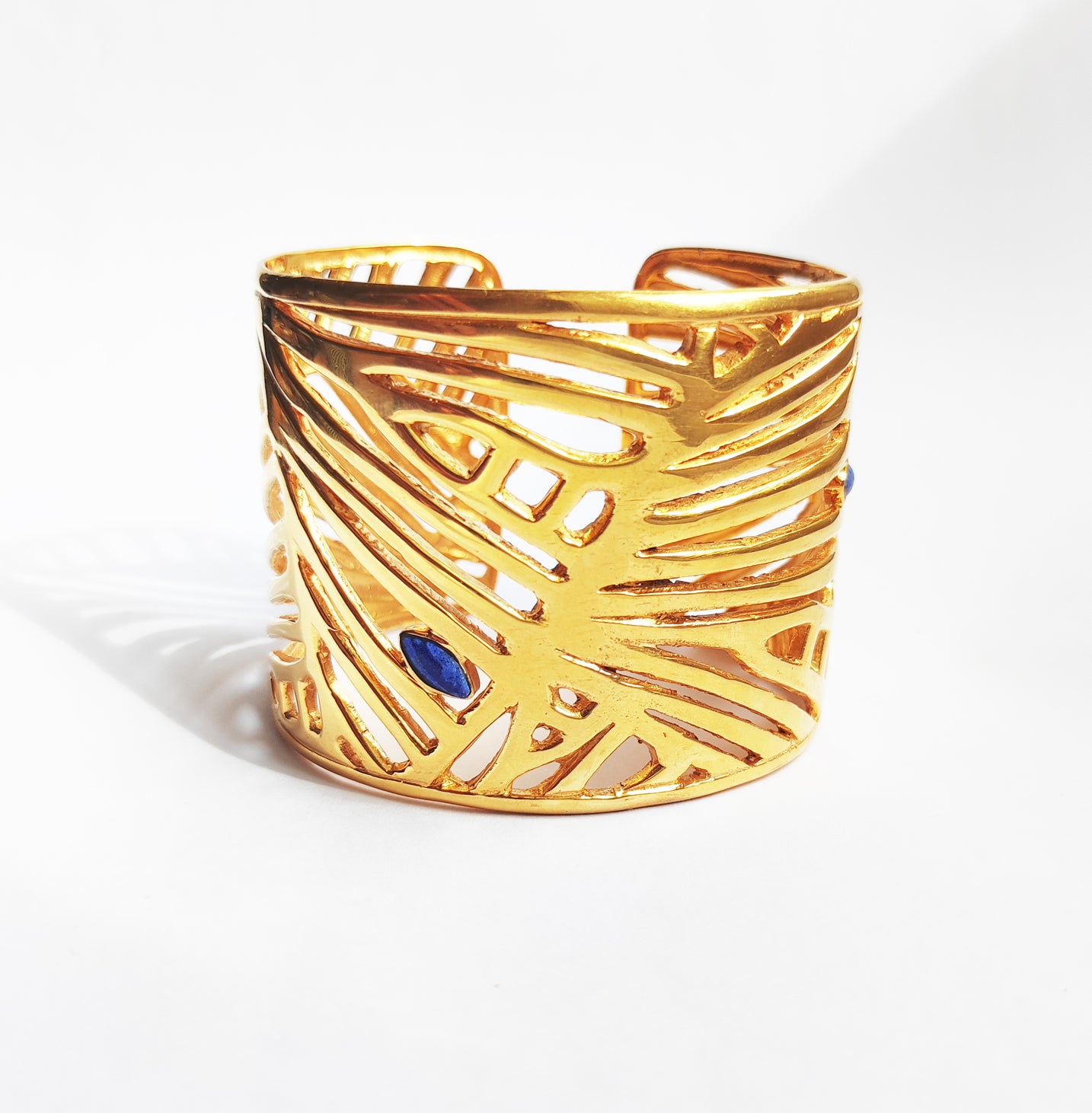 Cala Gold Cuff Bracelet with Lapis Lazuli